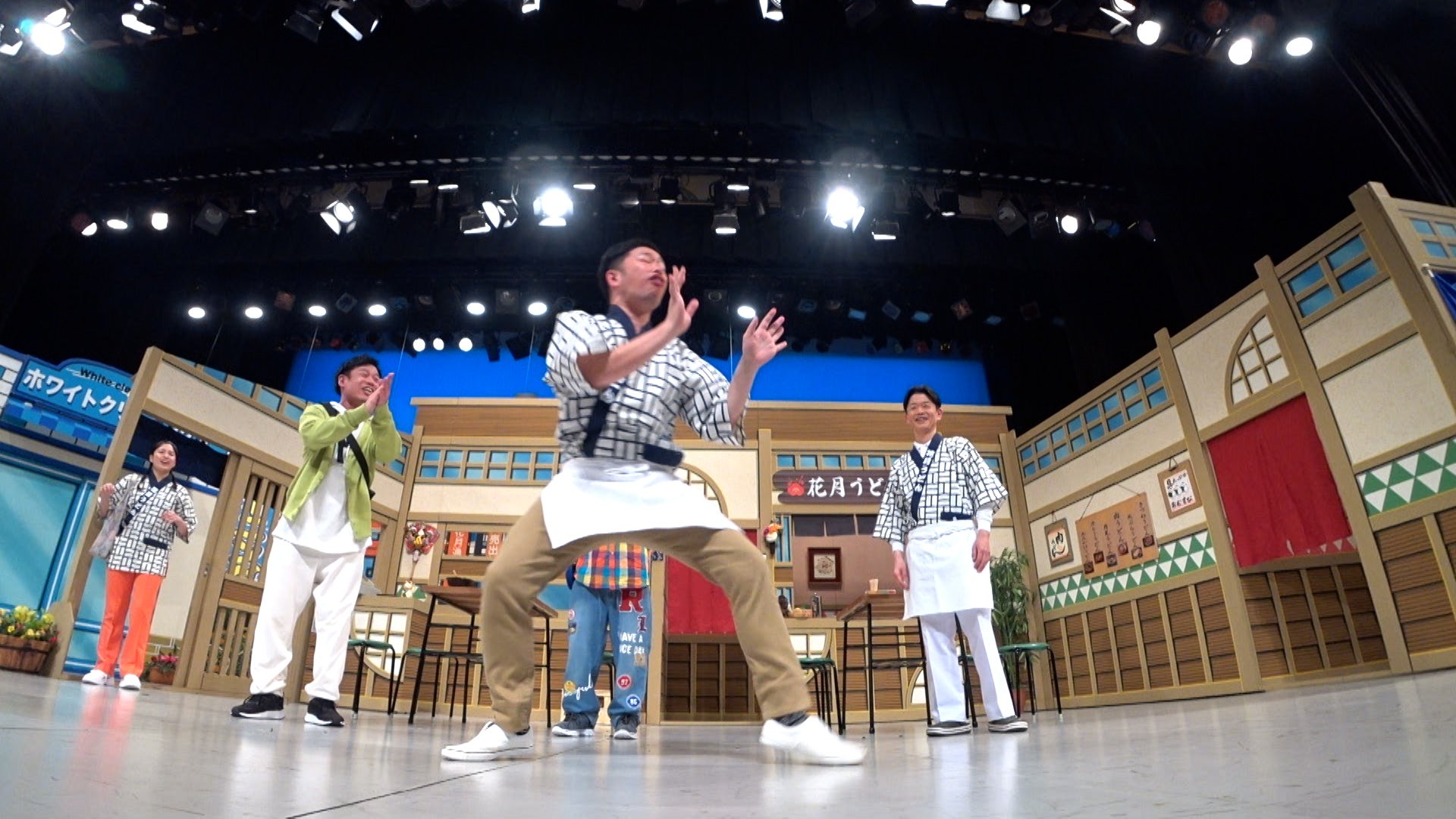 BSよしもとpresents吉本新喜劇 年末年始蔵出しSP〜吉本新喜劇記念日2025〜_01