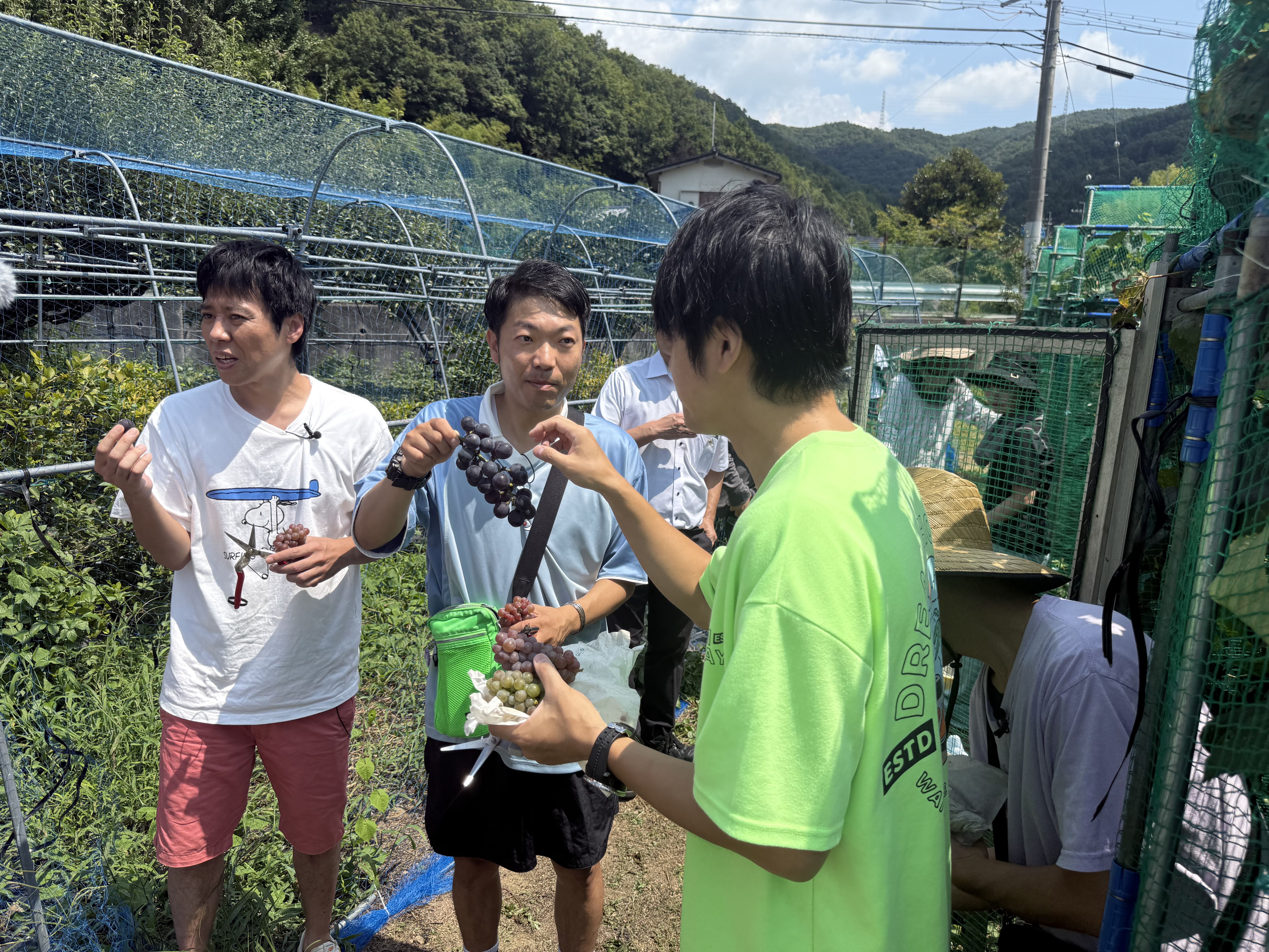 スマイル×アキナの夏休み_02